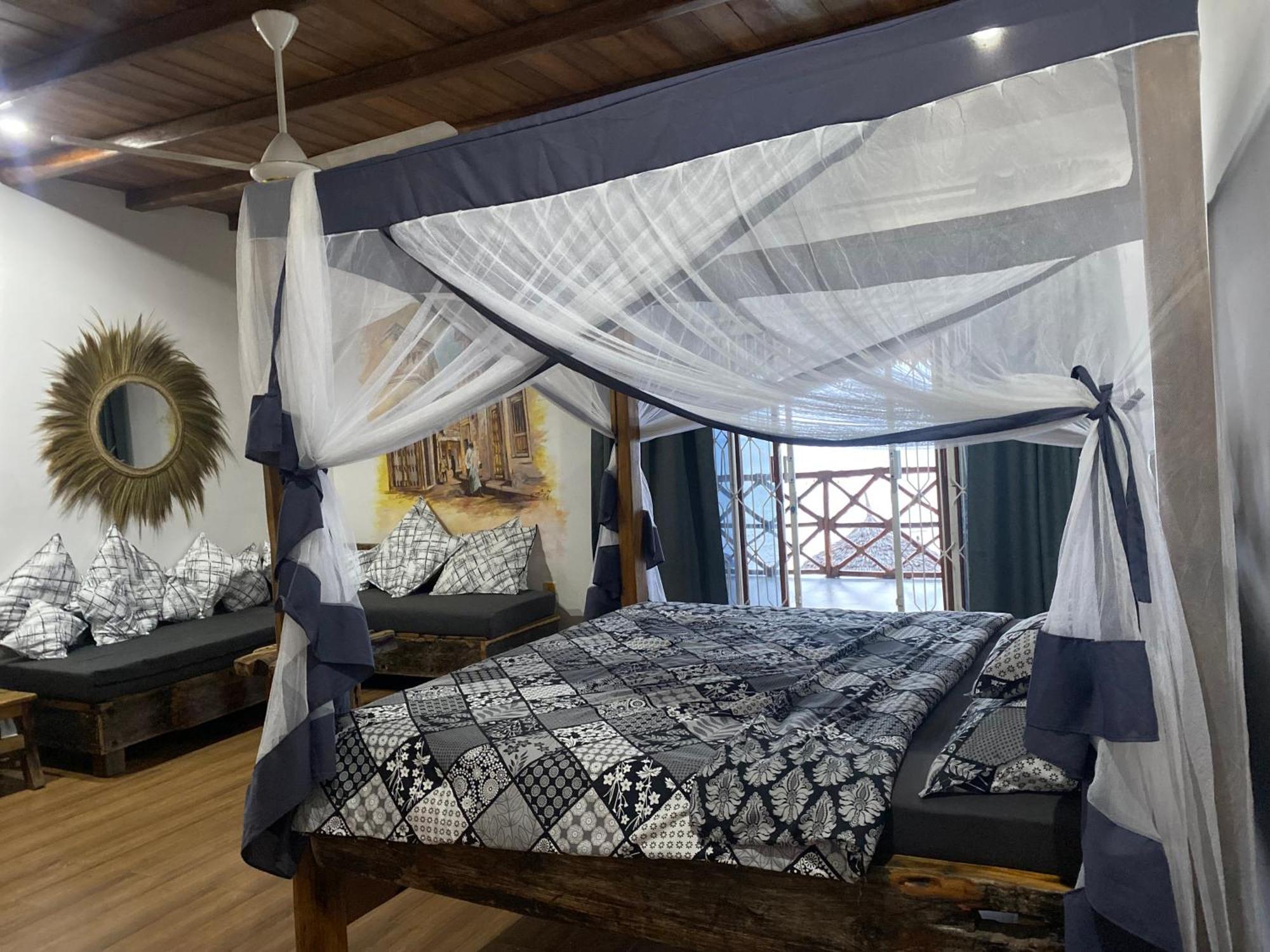 Waka Waka Bed & Breakfast Pwani Mchangani Luaran gambar